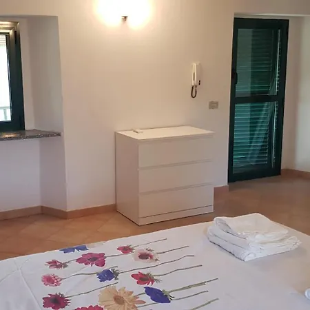 Apartamento Il Terrazzo Sul Giardino